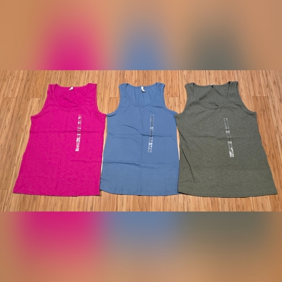 ❤️ NWT Jockey Sleeveless Tops in Pink, Blue, and Green - Picture 1 of 16